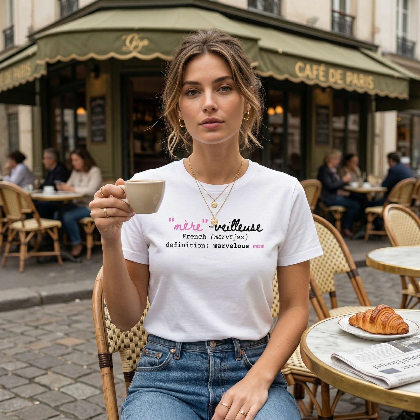 "Mère-veilleuse" Marvelous Mom Softest Relaxed T-Shirt